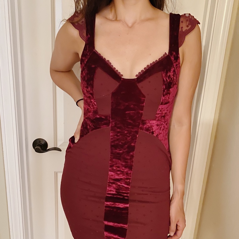 Burgundy Free People Dress. velvet and lace detail